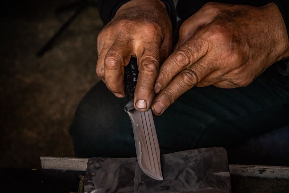 whetstone vs electric knife sharpeners buying guide